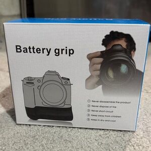 Canon 5D Mark IV Camera Battery Grip - Black